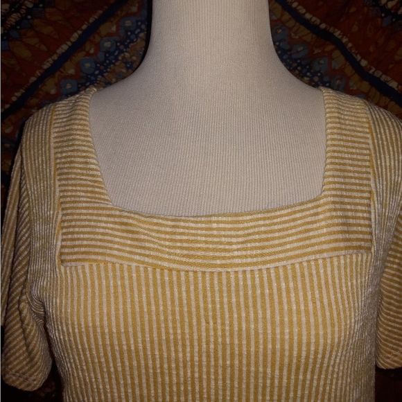 ANTHRO |W5| YELLOW & WHITE STRIPED TOP - Picture 4 of 5